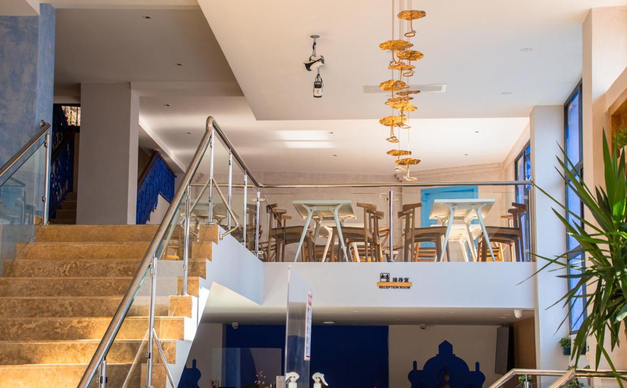 VANCII Hotel Šafšawán Exteriér fotografie